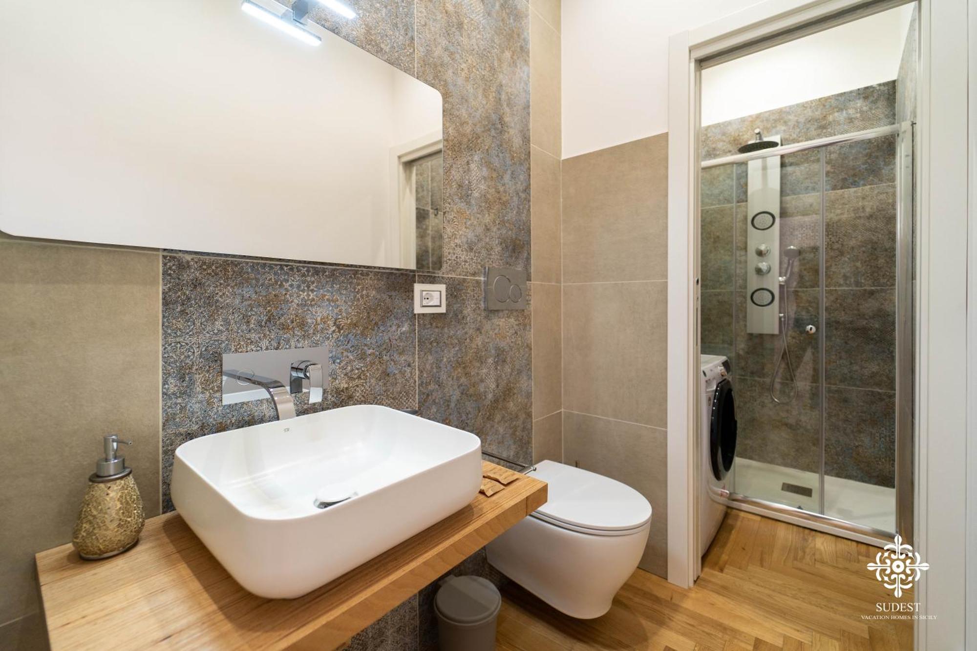 Residenza Dumah - Elegante Dimora In Centro Apartment Сиракуза Екстериор снимка